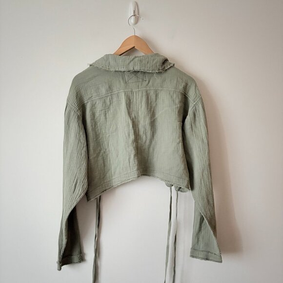 Free People We The Free Cinched Cotton Cropped Shirt Sage Green Size Small - Picture 3 of 5